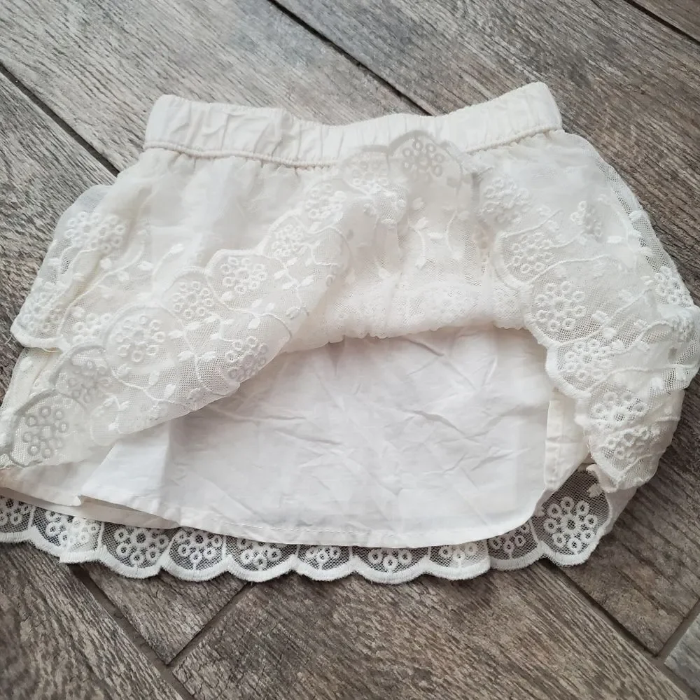 Carter's cream tiered lace skirt Size 4T
